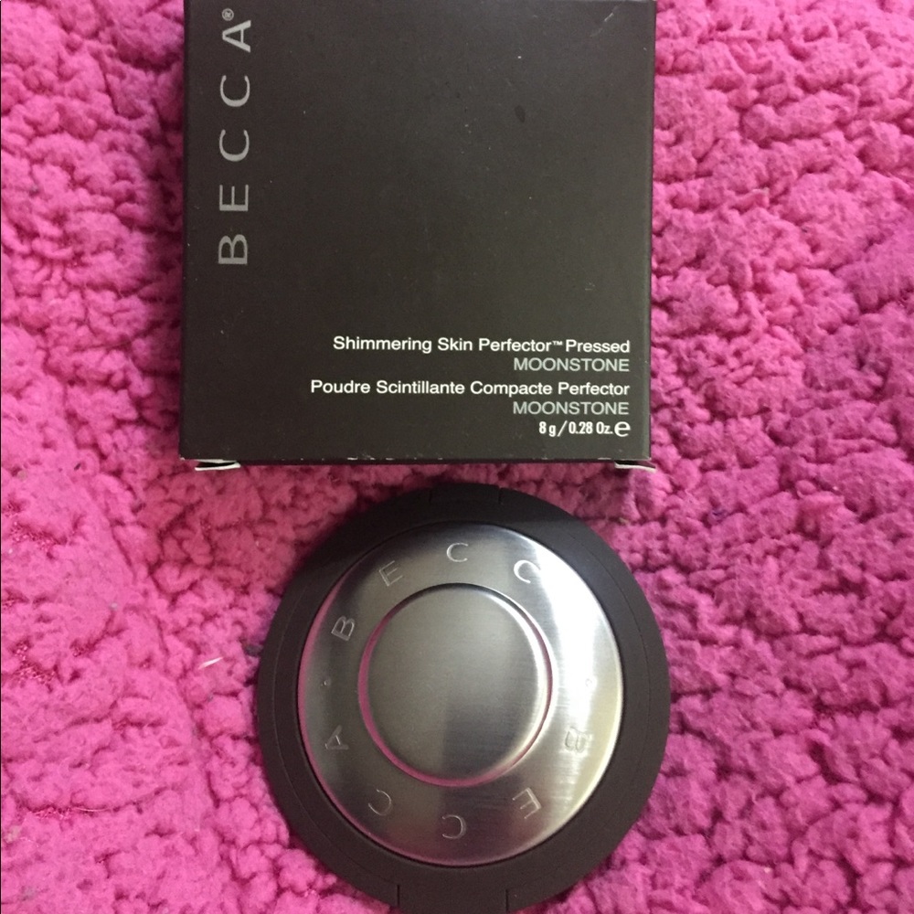 BECCA shimmering skin perf. highlighter MOONSTONE